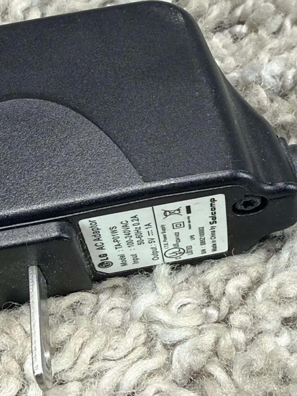 LG AC Adaptor Model TA-P01WS 5V 1A Cell Phone Charger